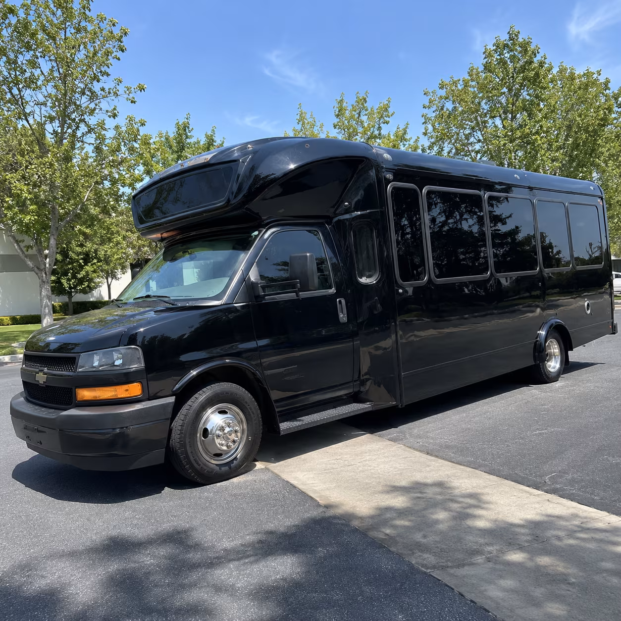 Newport News Bachelor & Bachelorette Transportation party bus exterior