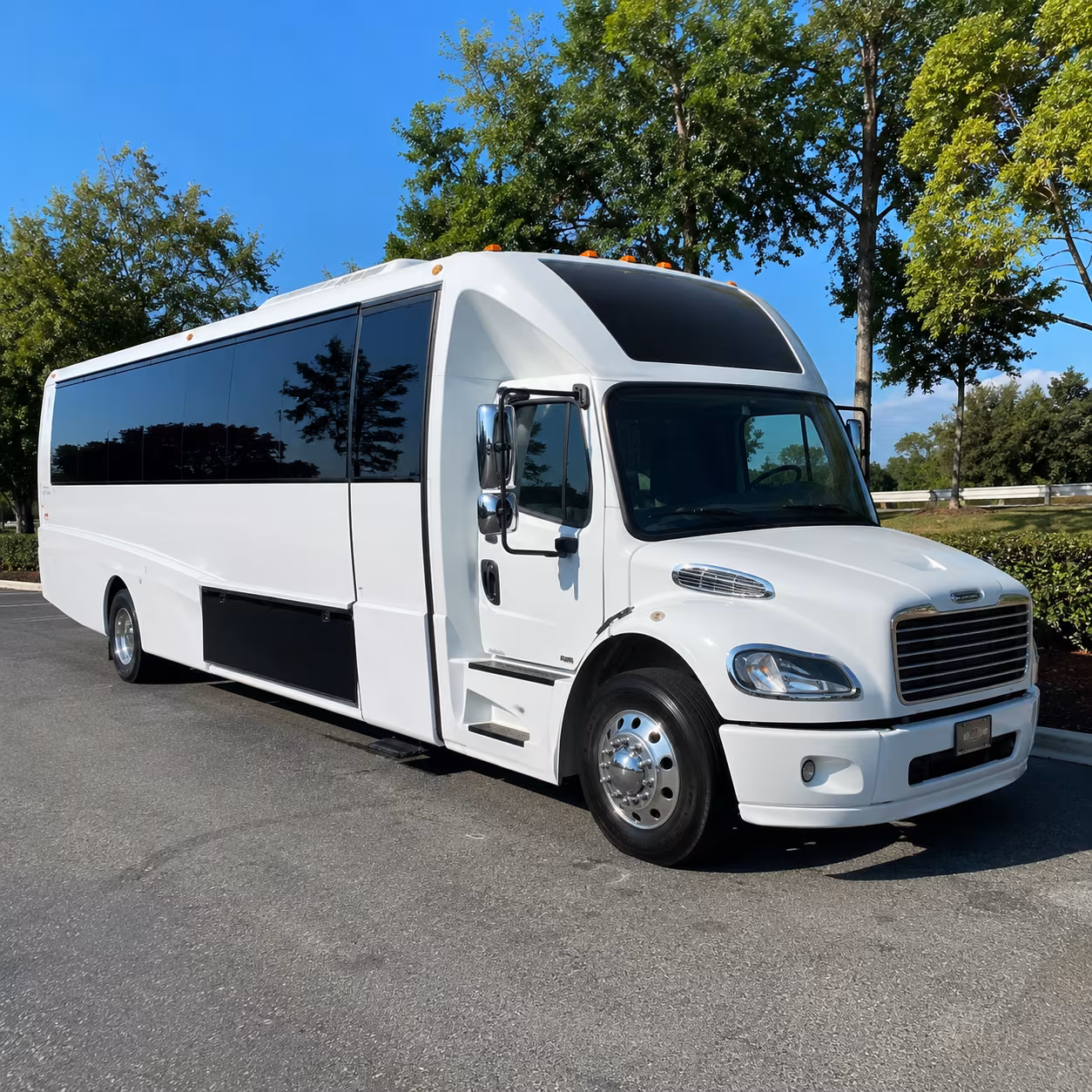 Newport News Birthday, Sweet 16, & Quinceañera Transportation party bus exterior
