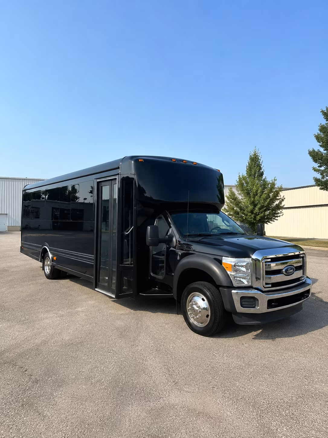 Newport News Winery Tour & Pub Crawl Transportation onboard seating