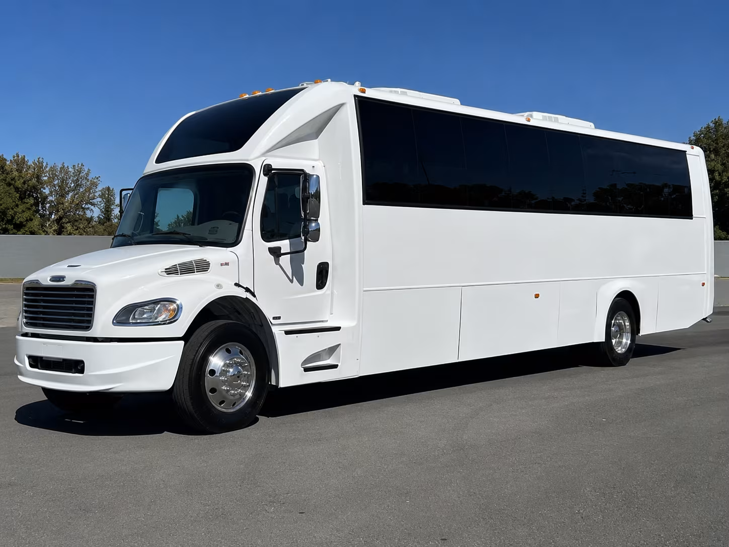 Portsmouth Heights Winery Tour & Pub Crawl Transportation